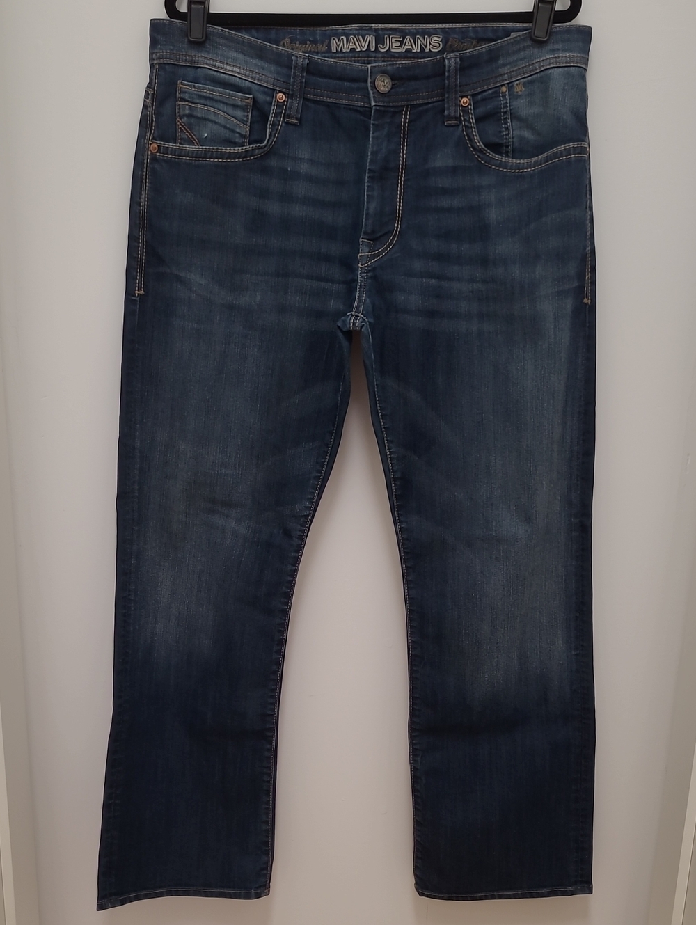 Mavi Men's Blue Straight Jeans with Subtle Fade